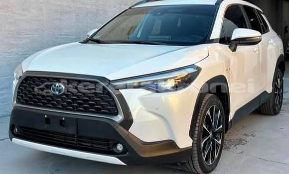 Buy Used Toyota Corolla Cross White Car in Bandar Seri Begawan in Brunei-Muara