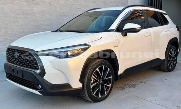Buy Used Toyota Corolla Cross White Car in Bandar Seri Begawan in Brunei-Muara Buy Used Toyota Corolla Cross White Car in Bandar Seri Begawan in Brunei-Muara