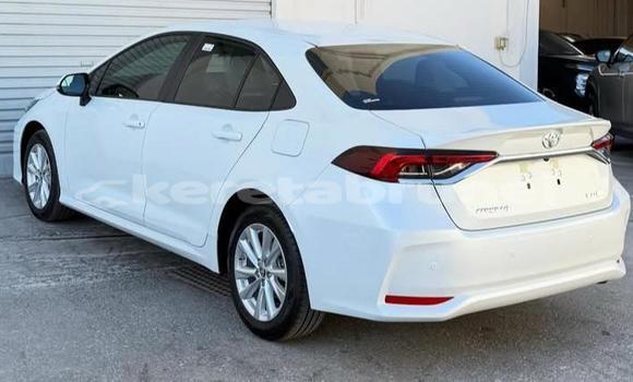Buy Used Toyota Corolla White Car in Bandar Seri Begawan in Brunei-Muara Buy Used Toyota Corolla White Car in Bandar Seri Begawan in Brunei-Muara