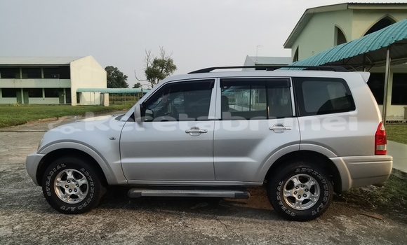 Buy Used Mitsubishi Pajero Silver Car in Kuala Belait in Belait