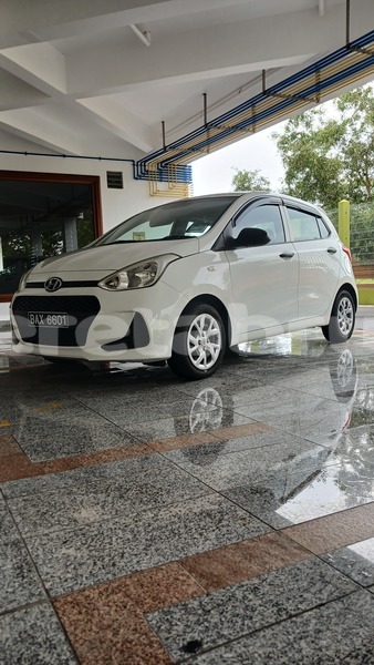 Big with watermark hyundai i10 belait kuala belait 8038