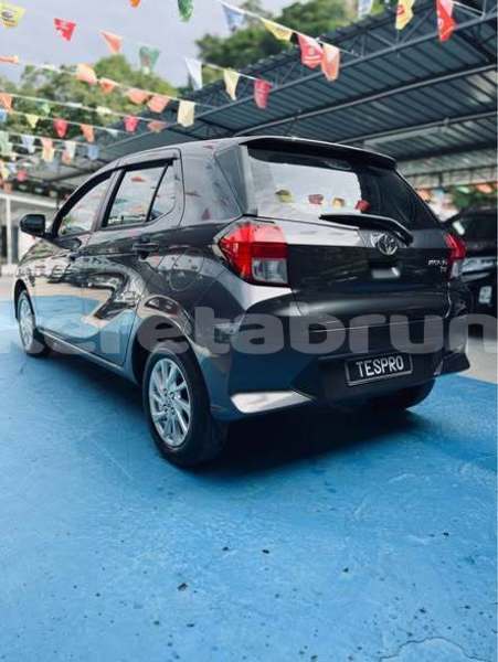 Big with watermark toyota wish brunei muara bandar seri begawan 8059