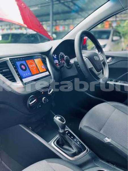 Big with watermark hyundai verna brunei muara bandar seri begawan 8065