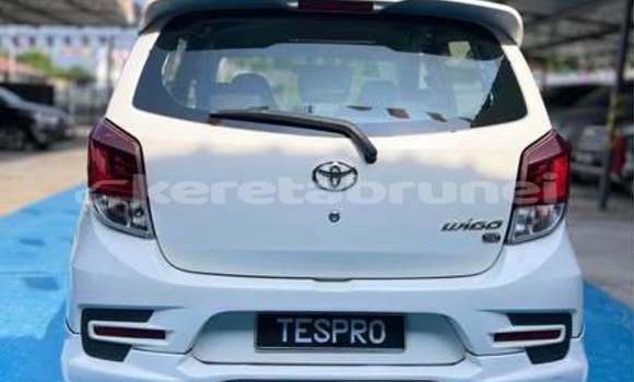 Buy Used Toyota WiLL White Car in Bandar Seri Begawan in Brunei-Muara Buy Used Toyota WiLL White Car in Bandar Seri Begawan in Brunei-Muara