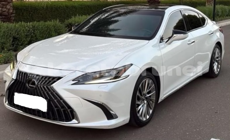 Big with watermark lexus es brunei muara bandar seri begawan 8069