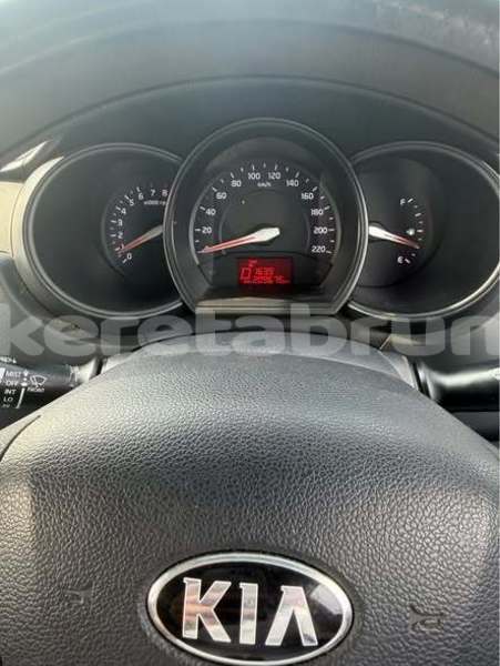 Big with watermark kia rio belait seria 8112