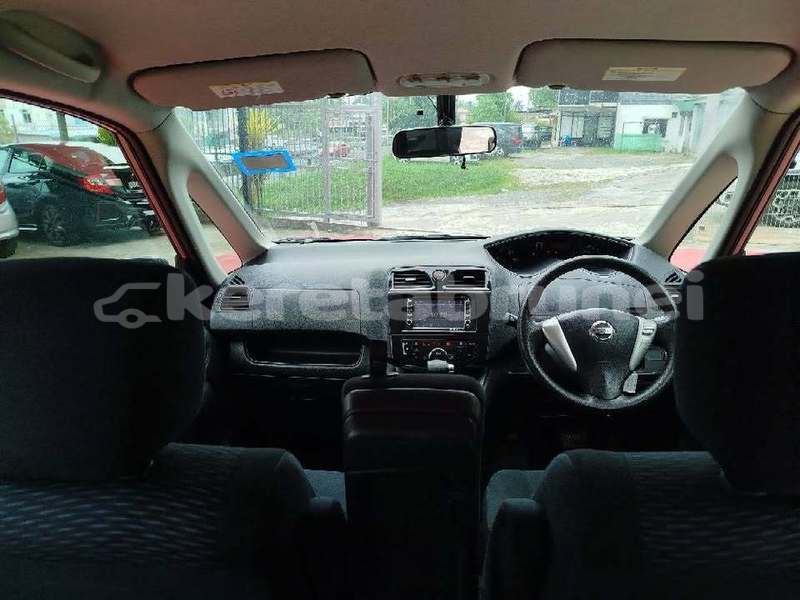 Big with watermark nissan serena brunei muara bandar seri begawan 8126