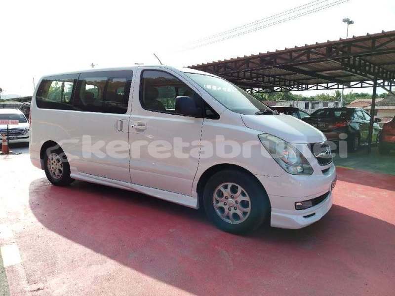 Big with watermark hyundai h1 brunei muara bandar seri begawan 8130