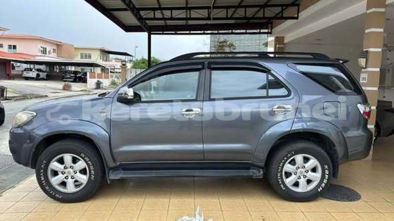 Big with watermark toyota fortuner brunei muara bandar seri begawan 8143