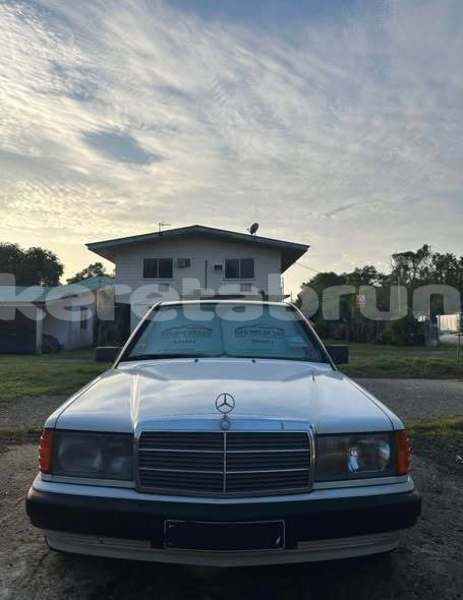 Big with watermark mercedes benz 190 brunei muara bandar seri begawan 8150
