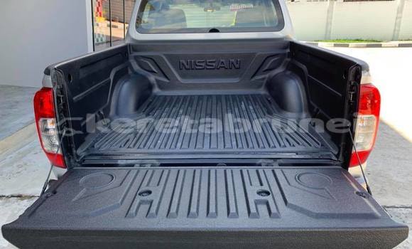 Buy Used Nissan Navara Silver Car in Bandar Seri Begawan in Brunei-Muara Buy Used Nissan Navara Silver Car in Bandar Seri Begawan in Brunei-Muara