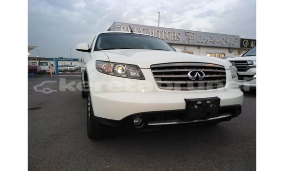 Buy Import Infiniti FX White Car in Import - Dubai in Belait
