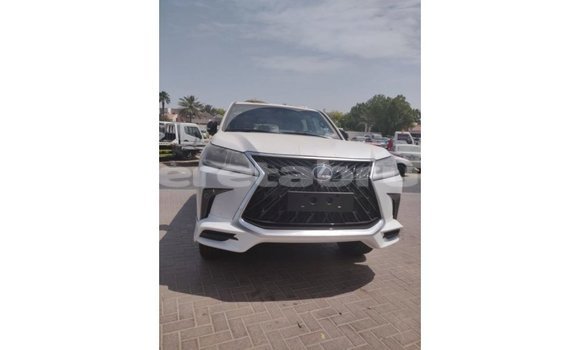 Buy Import Lexus LX White Car in Import - Dubai in Belait Buy Import Lexus LX White Car in Import - Dubai in Belait