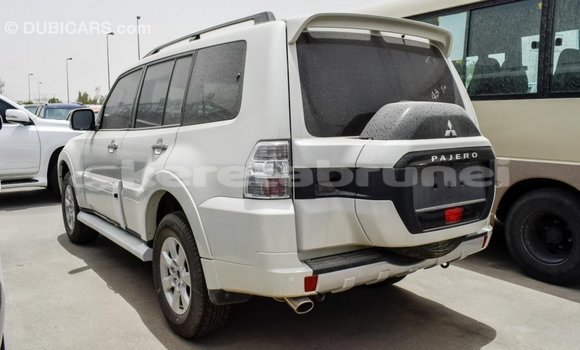 Buy Import Mitsubishi Pajero White Car in Import - Dubai in Belait Buy Import Mitsubishi Pajero White Car in Import - Dubai in Belait