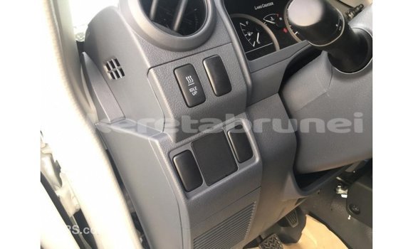 Buy Import Toyota Land Cruiser White Car in Import - Dubai in Belait Buy Import Toyota Land Cruiser White Car in Import - Dubai in Belait