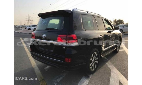 Buy Import Toyota Land Cruiser Black Car in Import - Dubai in Belait Buy Import Toyota Land Cruiser Black Car in Import - Dubai in Belait