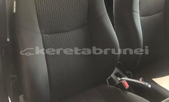 Buy Used Suzuki Swift Blue Car in Bandar Seri Begawan in Brunei-Muara Buy Used Suzuki Swift Blue Car in Bandar Seri Begawan in Brunei-Muara