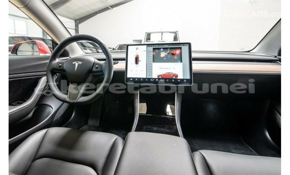 Buy Import Tesla Model 3 Red Car in Import - Dubai in Belait Buy Import Tesla Model 3 Red Car in Import - Dubai in Belait