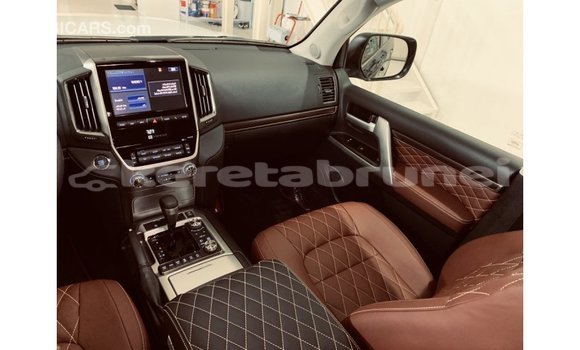Buy Import Toyota Land Cruiser Black Car in Import - Dubai in Belait Buy Import Toyota Land Cruiser Black Car in Import - Dubai in Belait