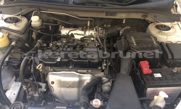 Buy Used Mitsubishi Lancer White Car in Bandar Seri Begawan in Brunei-Muara Buy Used Mitsubishi Lancer White Car in Bandar Seri Begawan in Brunei-Muara