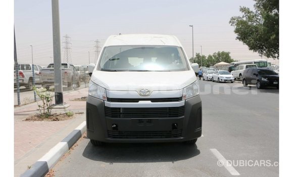 Buy Import Toyota Hiace White Car in Import - Dubai in Belait Buy Import Toyota Hiace White Car in Import - Dubai in Belait