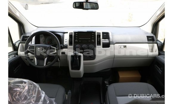 Buy Import Toyota Hiace White Car in Import - Dubai in Belait Buy Import Toyota Hiace White Car in Import - Dubai in Belait