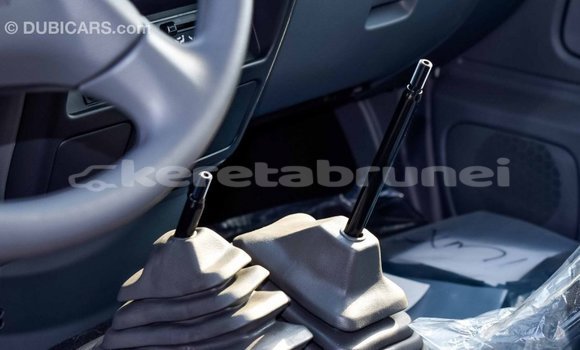 Buy Import Nissan NP 300 White Car in Import - Dubai in Belait Buy Import Nissan NP 300 White Car in Import - Dubai in Belait