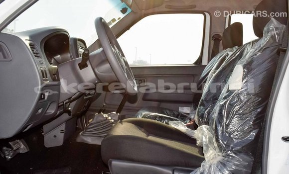 Buy Import Nissan NP 300 White Car in Import - Dubai in Belait Buy Import Nissan NP 300 White Car in Import - Dubai in Belait