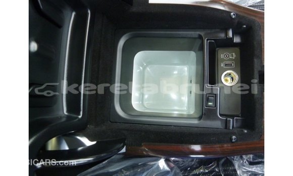 Buy Import Land Rover Range Rover Other Car in Import - Dubai in Belait Buy Import Land Rover Range Rover Other Car in Import - Dubai in Belait
