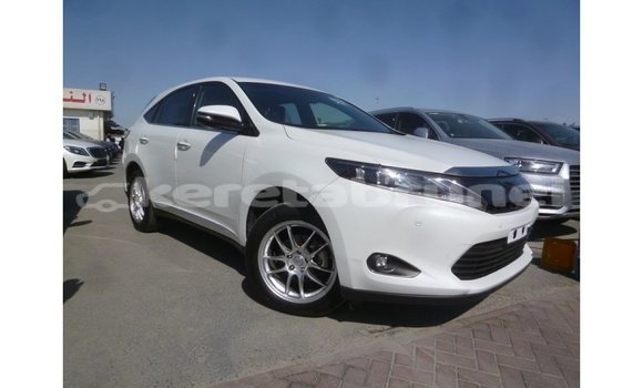 Buy Import Toyota Harrier White Car in Import - Dubai in Belait Buy Import Toyota Harrier White Car in Import - Dubai in Belait