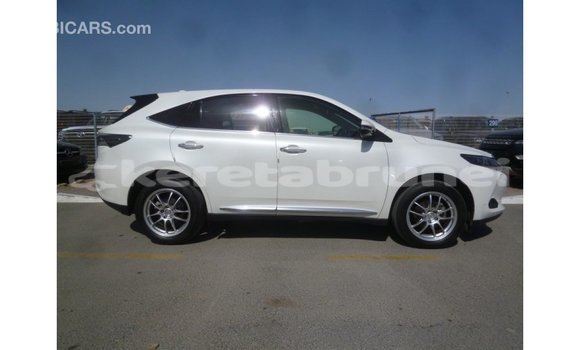 Buy Import Toyota Harrier White Car in Import - Dubai in Belait Buy Import Toyota Harrier White Car in Import - Dubai in Belait