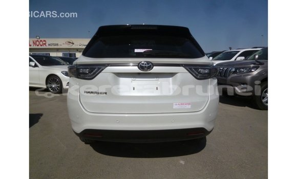 Buy Import Toyota Harrier White Car in Import - Dubai in Belait Buy Import Toyota Harrier White Car in Import - Dubai in Belait