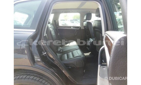 Buy Import Volkswagen Touareg Black Car in Import - Dubai in Belait Buy Import Volkswagen Touareg Black Car in Import - Dubai in Belait