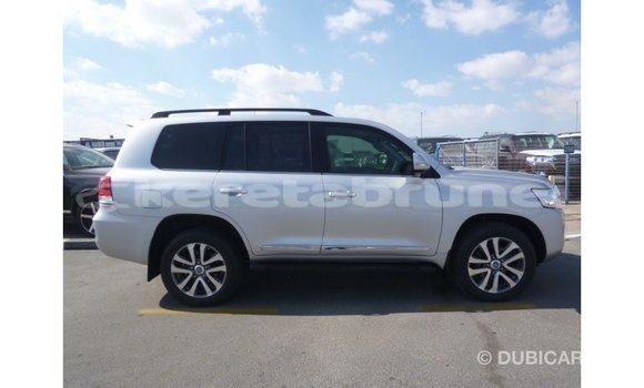 Buy Import Toyota Land Cruiser Other Car in Import - Dubai in Belait Buy Import Toyota Land Cruiser Other Car in Import - Dubai in Belait