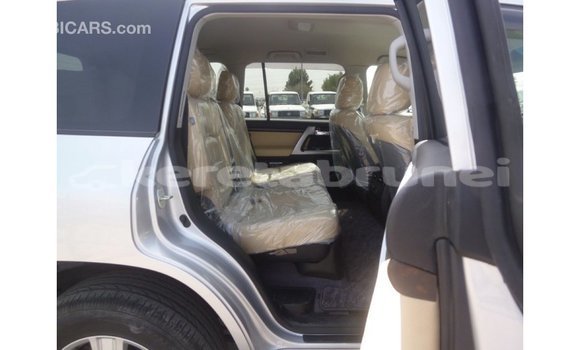 Buy Import Toyota Land Cruiser Other Car in Import - Dubai in Belait Buy Import Toyota Land Cruiser Other Car in Import - Dubai in Belait