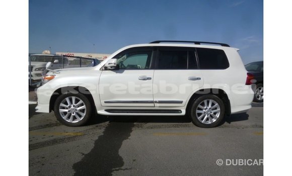 Buy Import Toyota Land Cruiser White Car in Import - Dubai in Belait Buy Import Toyota Land Cruiser White Car in Import - Dubai in Belait
