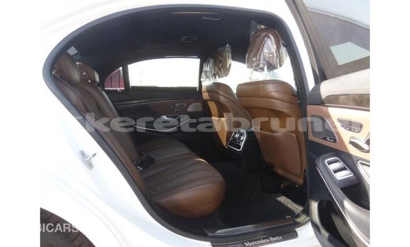 Buy Import Mercedes-Benz 190 White Car in Import - Dubai in Belait Buy Import Mercedes-Benz 190 White Car in Import - Dubai in Belait