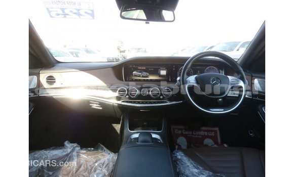 Buy Import Mercedes-Benz 190 White Car in Import - Dubai in Belait Buy Import Mercedes-Benz 190 White Car in Import - Dubai in Belait