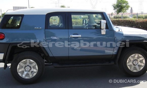 Buy Import Toyota FJ Cruiser Blue Car in Import - Dubai in Belait Buy Import Toyota FJ Cruiser Blue Car in Import - Dubai in Belait