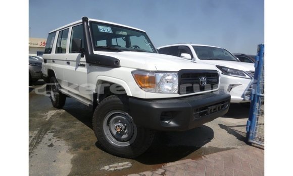 Buy Import Toyota Land Cruiser White Car in Import - Dubai in Belait Buy Import Toyota Land Cruiser White Car in Import - Dubai in Belait