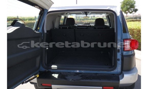 Buy Import Toyota FJ Cruiser Blue Car in Import - Dubai in Belait Buy Import Toyota FJ Cruiser Blue Car in Import - Dubai in Belait