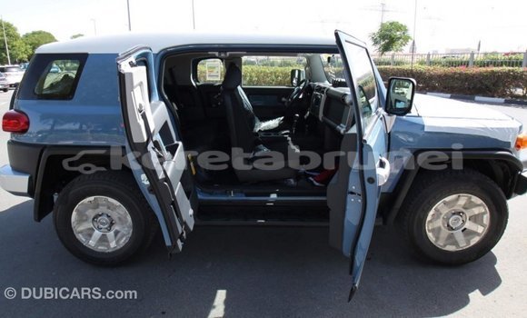 Buy Import Toyota FJ Cruiser Blue Car in Import - Dubai in Belait Buy Import Toyota FJ Cruiser Blue Car in Import - Dubai in Belait