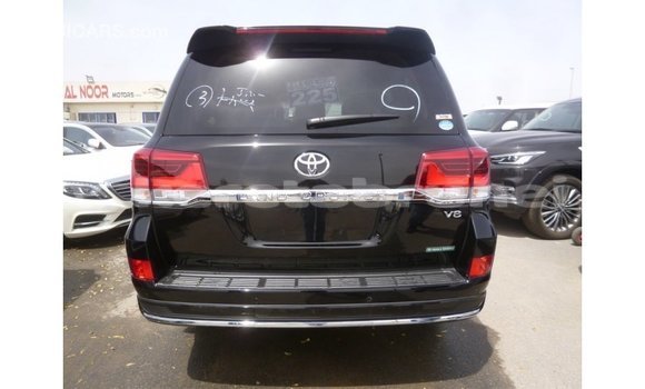 Buy Import Toyota Land Cruiser Black Car in Import - Dubai in Belait Buy Import Toyota Land Cruiser Black Car in Import - Dubai in Belait