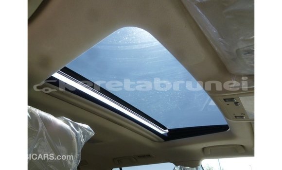 Buy Import Toyota Land Cruiser White Car in Import - Dubai in Belait Buy Import Toyota Land Cruiser White Car in Import - Dubai in Belait