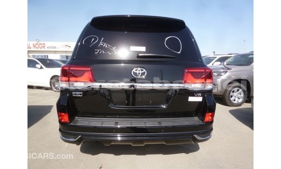 Buy Import Toyota Land Cruiser Black Car in Import - Dubai in Belait Buy Import Toyota Land Cruiser Black Car in Import - Dubai in Belait
