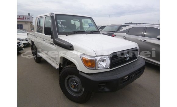 Buy Import Toyota Land Cruiser White Car in Import - Dubai in Belait Buy Import Toyota Land Cruiser White Car in Import - Dubai in Belait