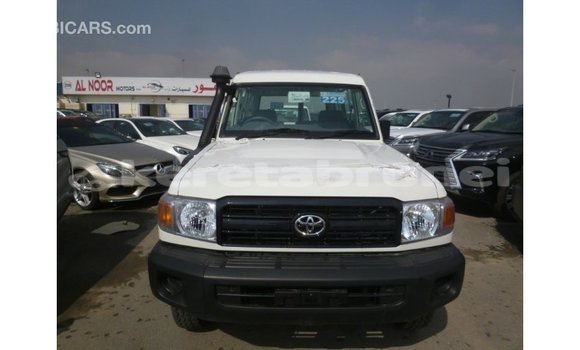 Buy Import Toyota Land Cruiser White Car in Import - Dubai in Belait Buy Import Toyota Land Cruiser White Car in Import - Dubai in Belait