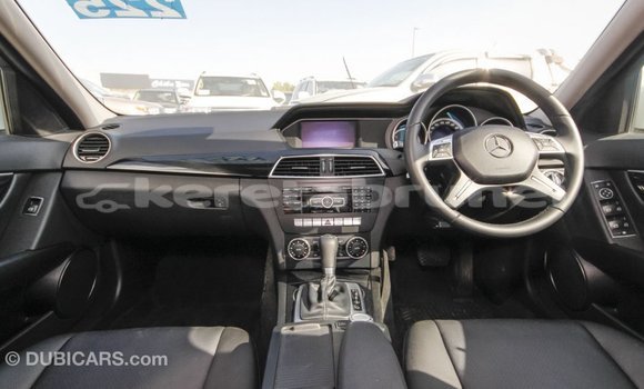 Buy Import Mercedes-Benz 200 White Car in Import - Dubai in Belait Buy Import Mercedes-Benz 200 White Car in Import - Dubai in Belait