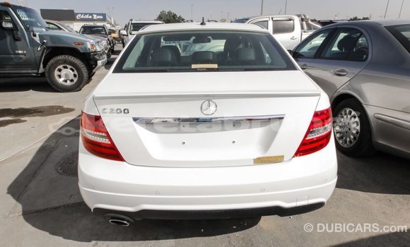 Buy Import Mercedes-Benz 200 White Car in Import - Dubai in Belait Buy Import Mercedes-Benz 200 White Car in Import - Dubai in Belait
