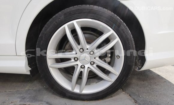 Buy Import Mercedes-Benz 200 White Car in Import - Dubai in Belait Buy Import Mercedes-Benz 200 White Car in Import - Dubai in Belait